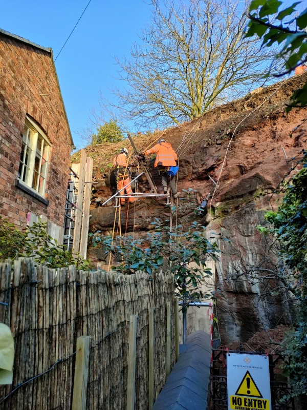 rock face stabilisation (5)